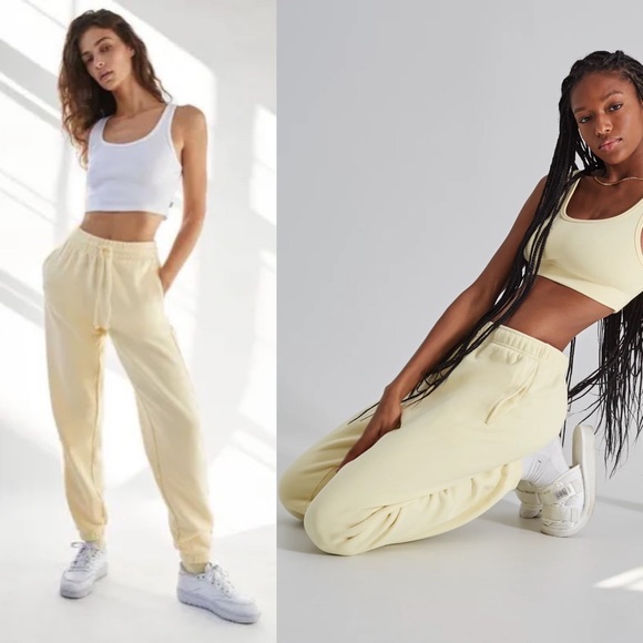Aritzia | TNA Airy AF Fleece Sweatpant Small Yellow - Picture 1 of 9